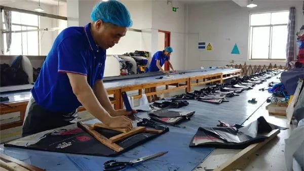 Umbrella fabric cutting process